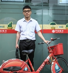 許益建(浙江工商大學(xué)，經(jīng)濟學(xué)專業(yè))