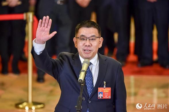 全國人大代表、廣西柳工集團(tuán)有限公司董事長曾光安。
