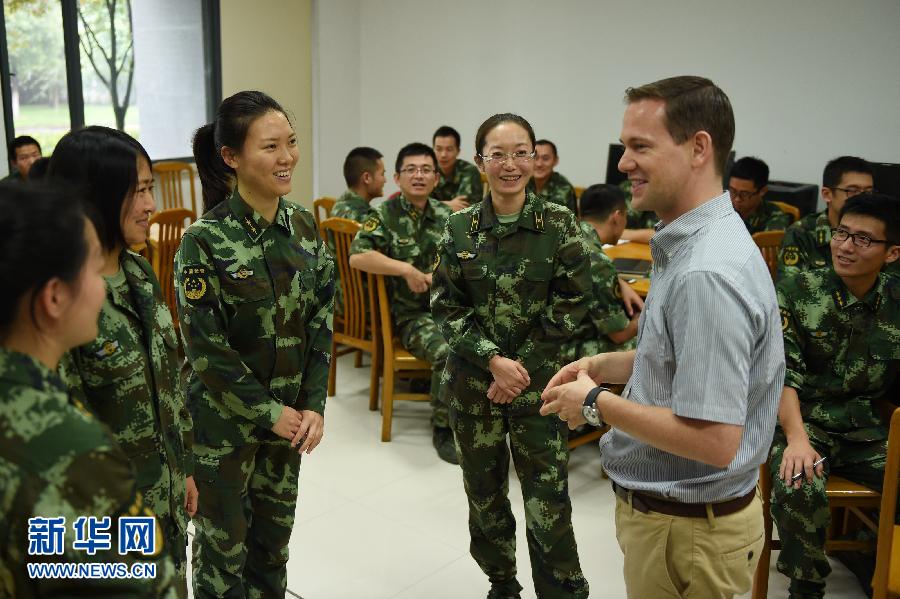 （軍事）（3）維和防暴隊里“霸王花”